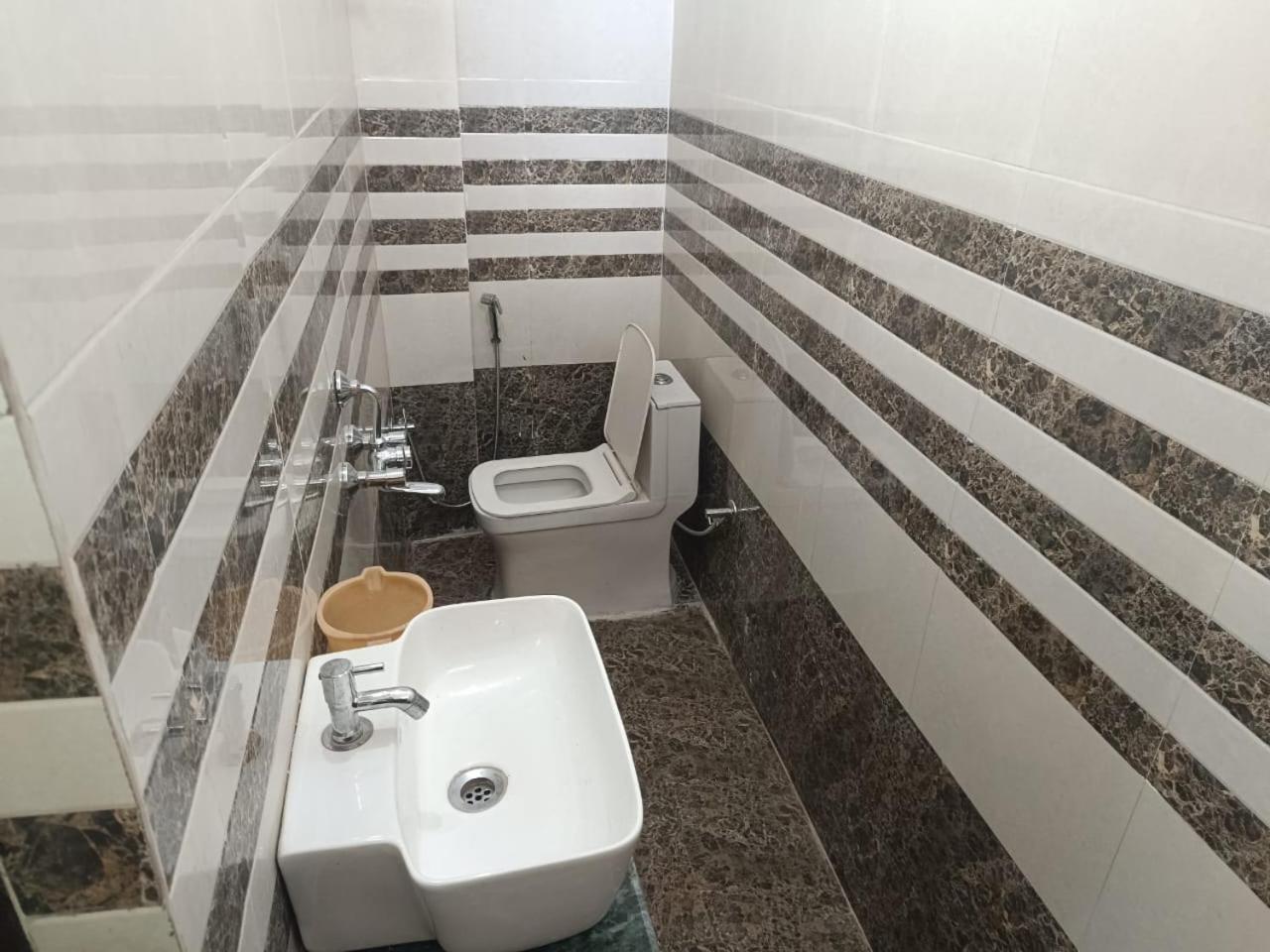 Jpm Guest House Βαρανάσι Εξωτερικό φωτογραφία